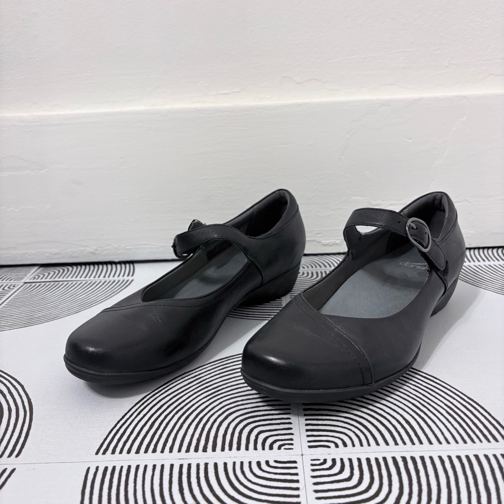Dansko Fawna Black Mary Jane Shoe Sz 40 9, 9.5